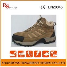Устойчивая к химическому воздействию мягкая защитная обувь RS145